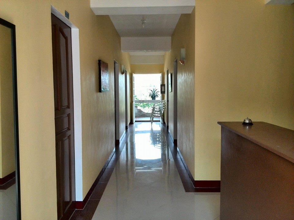 Martin'S Inn Basco Bagian luar foto